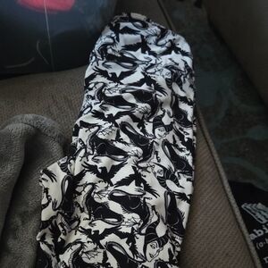 LuLaRoe Monochrome Graphic Leggings